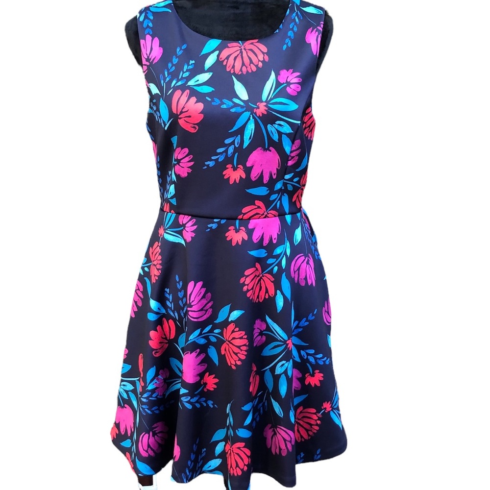 Cynthia Rowley Floral Fit & Flare Dress size 10 - Picture 2 of 12